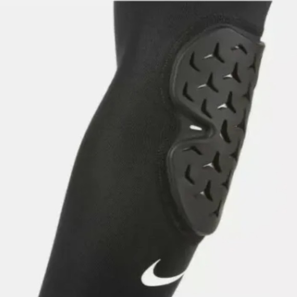 Nike - Picture 9 of 9